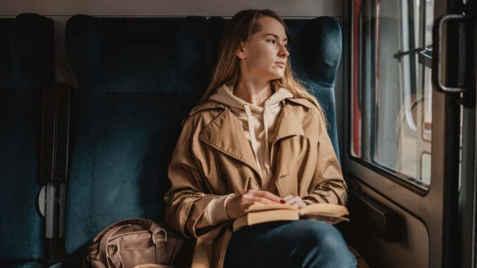 woman using CBT for perfectionism going to calm anxiety clinic chicago